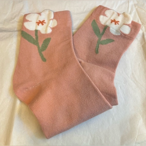 Set of 2 Pairs - Comfy Cute Socks Perfect For any Weather - Picture 9 of 9